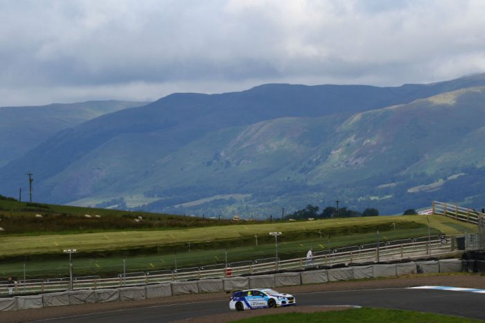 BTCC 2016 Knockhill Plato Subaru 1