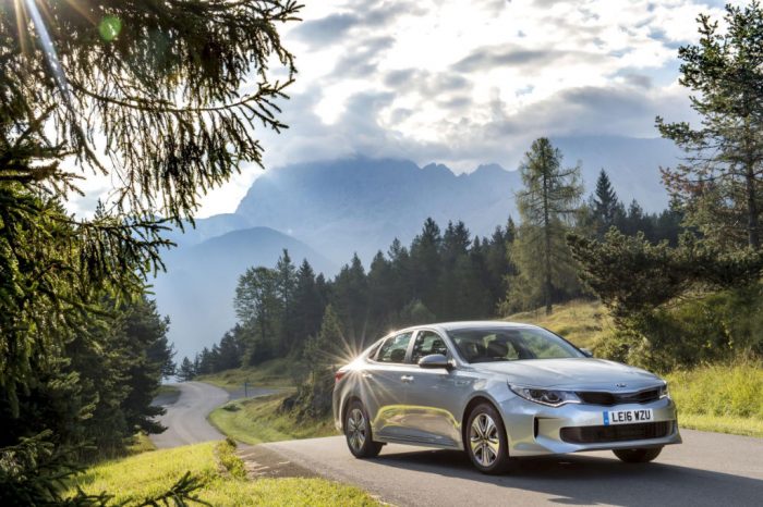 Kia Optima PHEV - Front