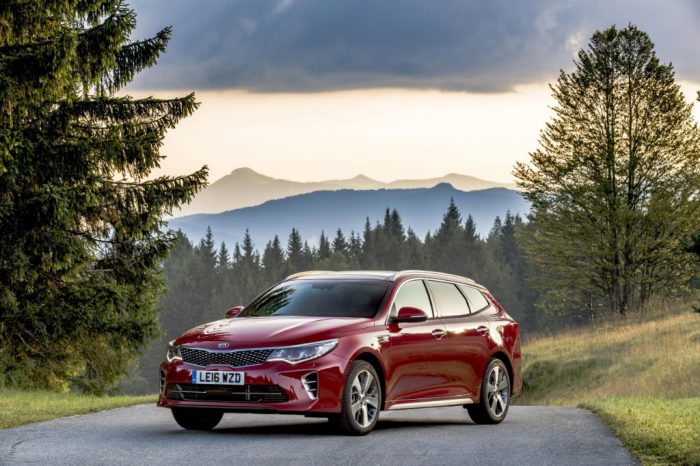 Kia Optima Sportswagon - Front