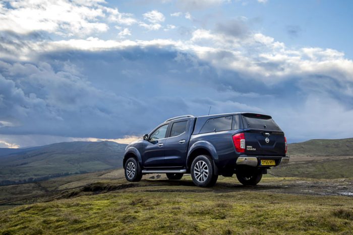 Nissan Navara - Back