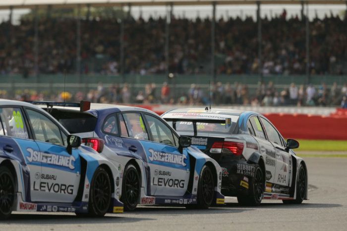 btcc-2016-silverstone-subaru-toyota