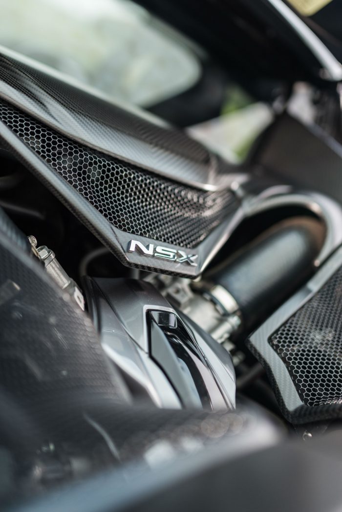 2016-honda-nsx-review-engine-bay-carwitter