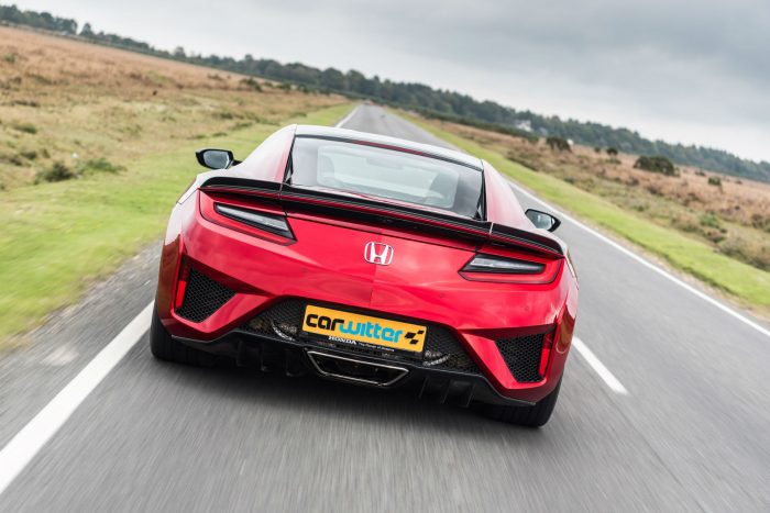 2016-honda-nsx-review-rear-close-carwitter