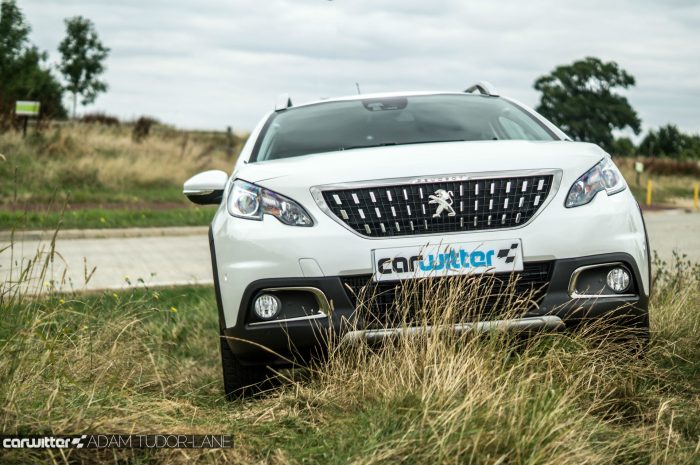 2016-peugeot-2008-allure-1-2-review-front-scene-carwitter