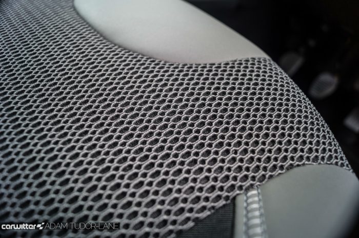2016-peugeot-2008-allure-1-2-review-front-seat-fabric-close-carwitter