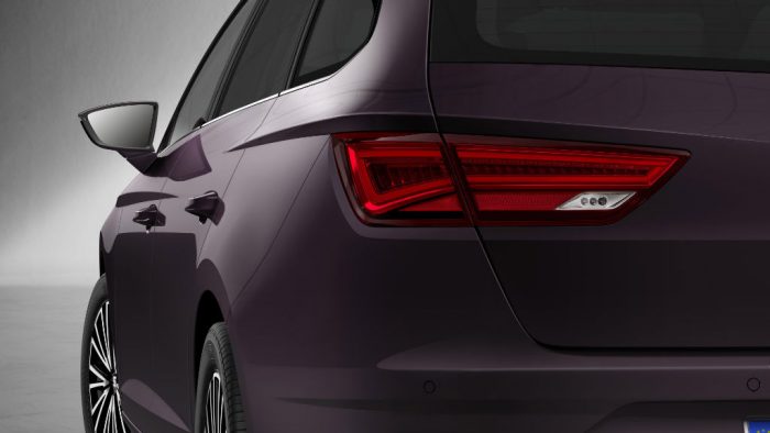 2017-seat-leon-rear-lights