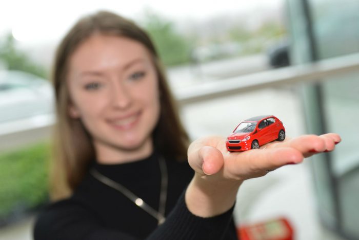 car-in-hand-car-finance-carwitter