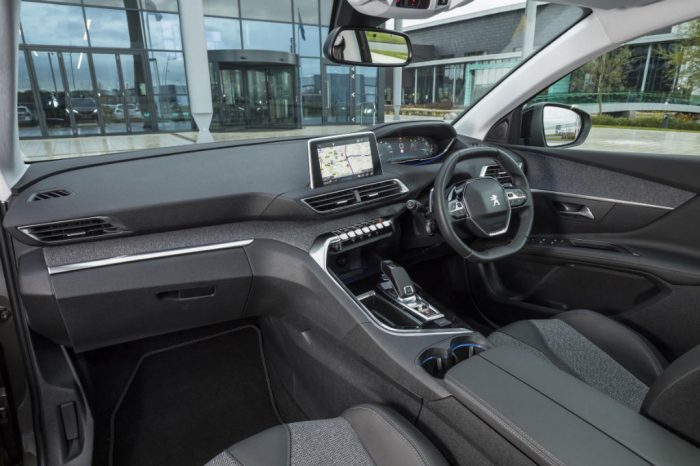 peugeot-3008-interior