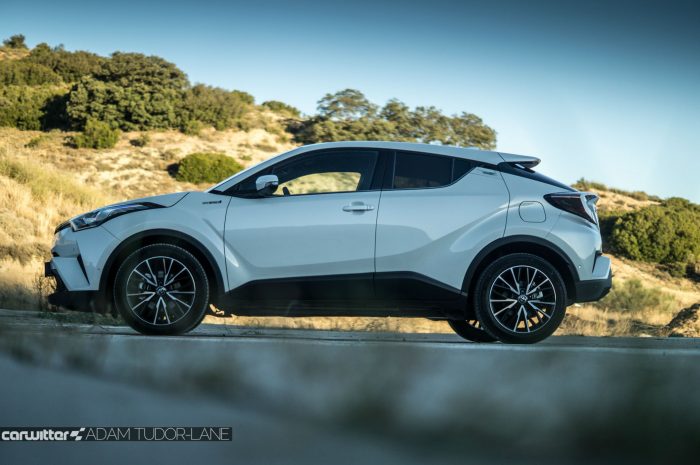 toyota-c-hr-review-side-carwitter