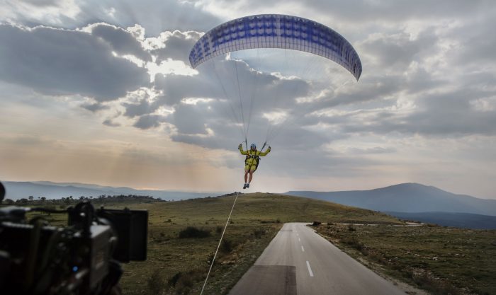 volvo-trucks-the-flying-visitor-live-test-002-carwitter