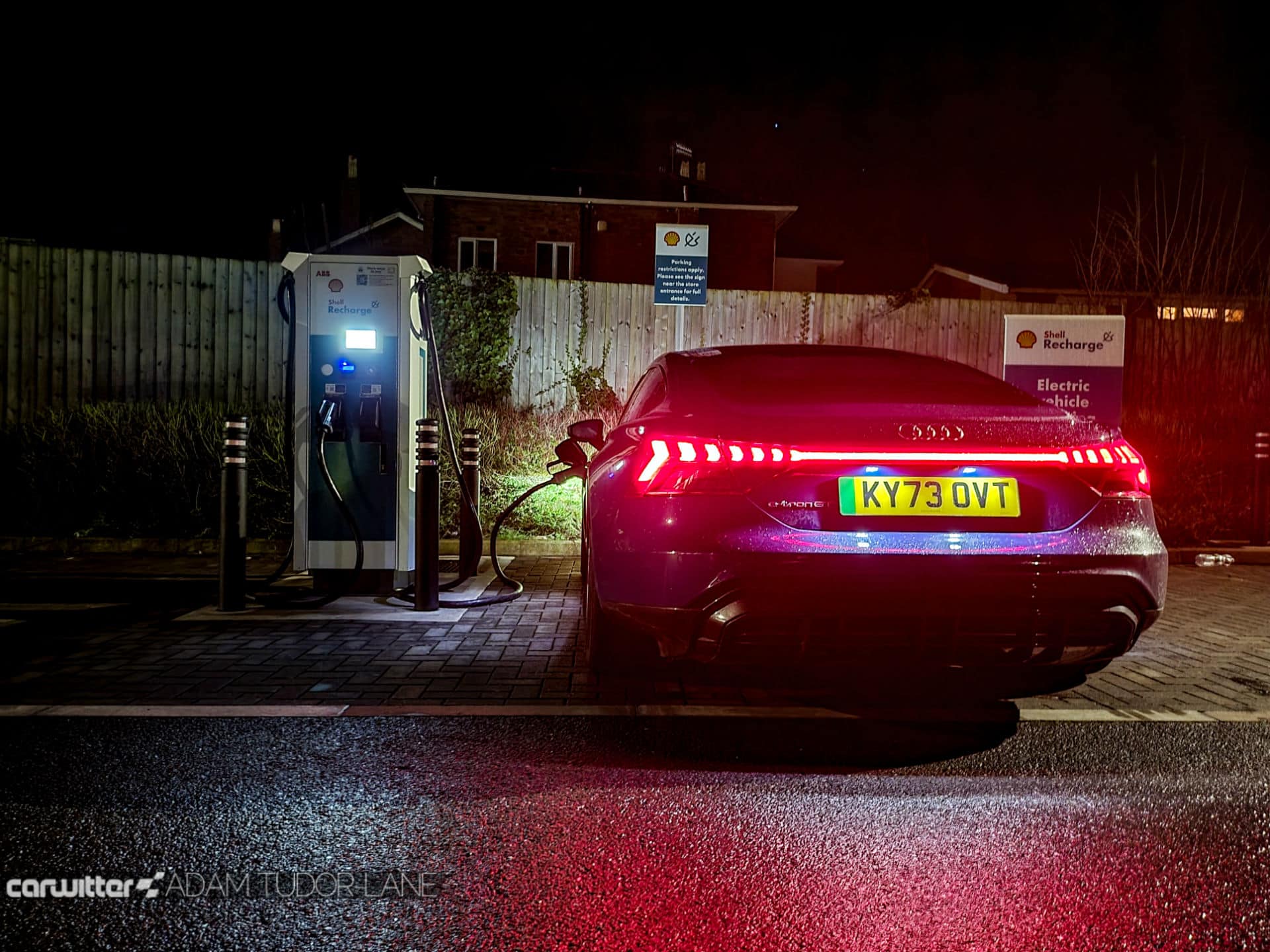 2023 Audi e-tron GT quattro charging at Shell Recharge 120kw charger